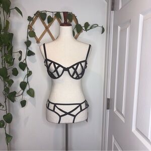 KIKI DE MONTPARNASSE Black Cage Lingerie Set